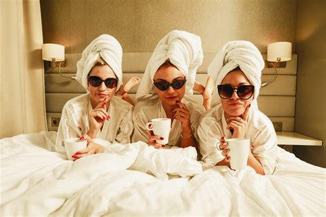 The Best Girls Night In Ideas That Are Actually Fun – Millennium Magazine