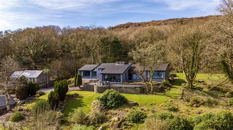 Arise and go to this glorious lakeside retreat in Yeat’s country ...