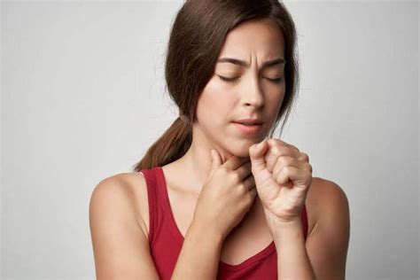 घेंघा रोग क्या है, गोइटर के प्रकार, लक्षण, कारण और इलाज - What is ...