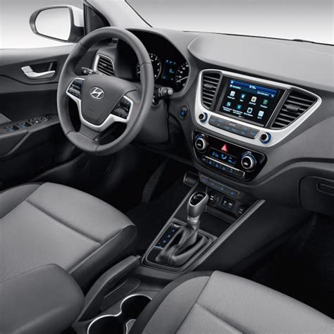 Hyundai Verna 2017 features 7 inch touch screen AVN system