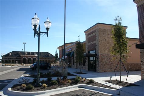 The Village Retail: Killeen, Texas - EVstudio