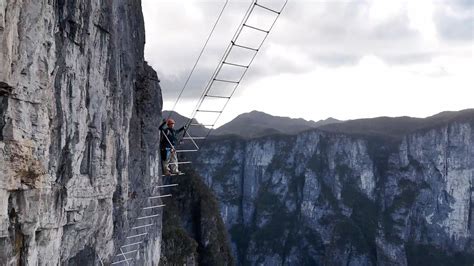 Stairway to heaven! Breathtaking 1,500-metre-high 'Sky Ladder' on China ...