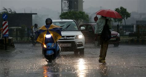 Delhi rains: Winter rain expected in Delhi and NCR today, अगले कुछ ...