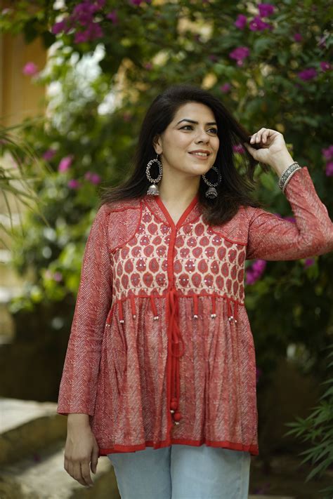 Jaipur Morni | Shop Women's Pure Cotton and Floral Print Attire Online