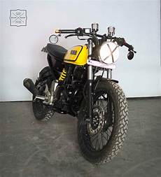 Yamaha Rx100 Cafe Racer by Customised Yamaha Fz Into Yamaha Rx100 Looks Absolutely Yamaha Rx100 Cafe Racer