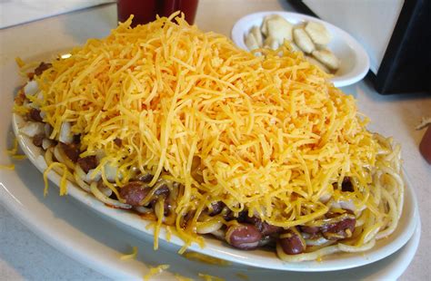 Skyline Chili, Clifton, Cincinnati OH – Left at the Fork