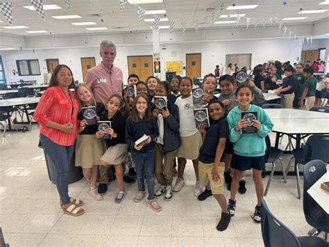 The Dictionary Project 148 Dictionaries Donated to Ridgeview Global ...