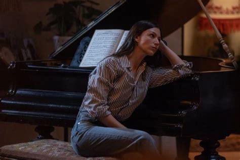 #Exclusive: Eddie Redmayne, Lashana Lynch, and Úrsula Corberó talk ...