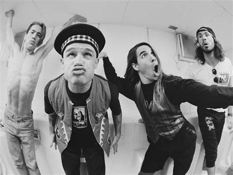 Red Hot Chili Peppers plot 2022 world stadium tour