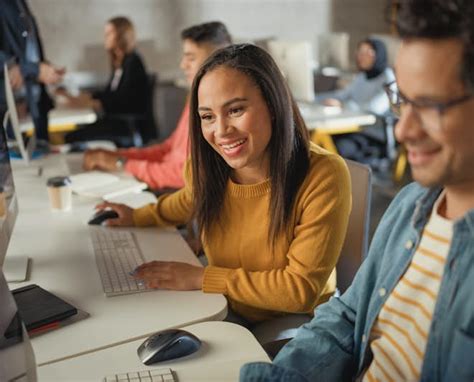 Computer Science vs Information Technology 的图像结果