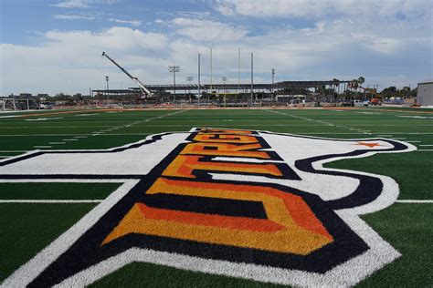 UTRGV Football set to hit the practice field | MyRGV.com