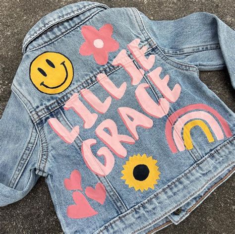 kids name graphics painted denim | Denim jacket diy paint, Hand painted ...