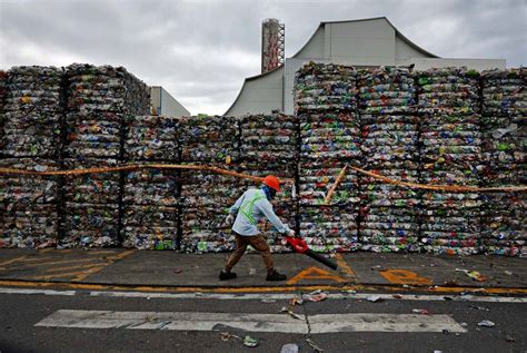 This Taiwan firm turns PET bottles into Nike shoes and LEGOs｜Politics ...