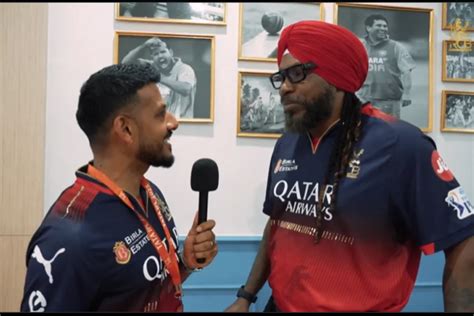 IPL 2025 Final में विस्फोटक बल्लेबाज Chris Gayle की हुई एंट्री, हुलिया ...