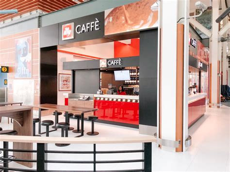 Authentic Italian Coffee Bar Experience Arrives at YVR with illy Caffè ...