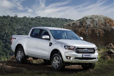 Ford Ranger XLS 2022: preço, equipamentos e consumo da picape