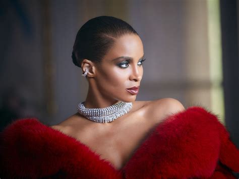 Ciara Sin Maquillaje 20 Fotos E Imágenes De Alta Resolución De Ciara