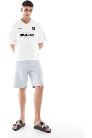 Pull&Bear Western Wear - Men | FASHIOLA INDIA