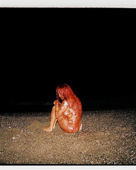 Oh my God!”: Karol G la rompió con feroz desnudo en el lanzamiento de ...