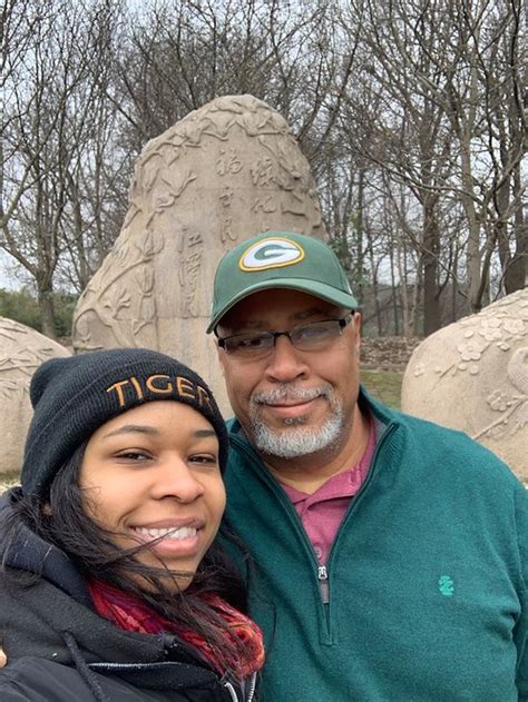 GREENTREE SHANGHAI SHESHAN NATIONAL FOREST PARK QIANXIN HIGHWAY ...