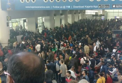Delhi fog gets more than 100 flights grounded, diverted: People across ...