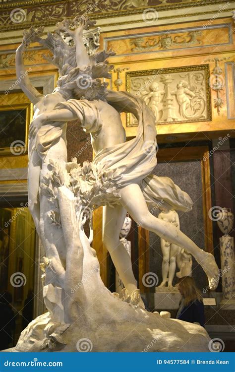 Bernini Statue: Apollo E Dafne Apollo And Daphne Editorial Photo ...