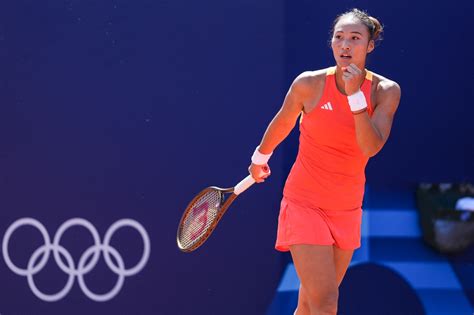 Tennis 郑钦文 的图像结果