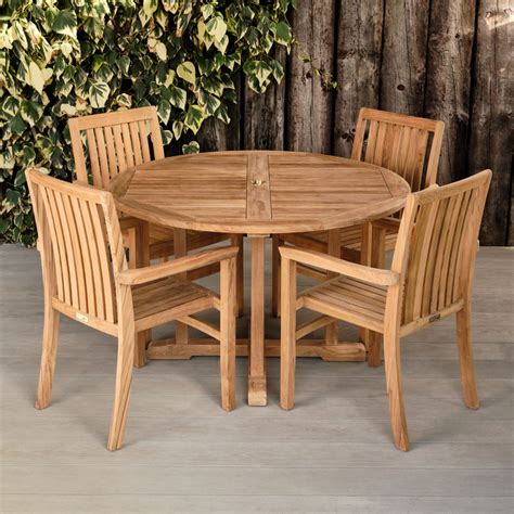 Round Wooden Outdoor Table And Chairs
