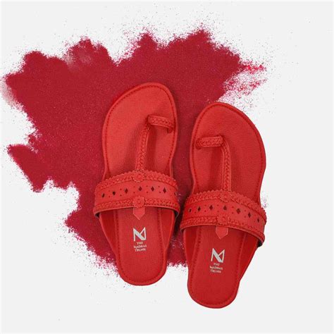 Haiku Rang Red – The Madras Trunk