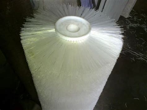 Cylindrical Brush - Spiral Wounded Coil Brush Trader - Retailer from Pune