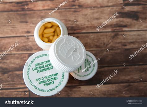 Medicine Bottle 的图像结果