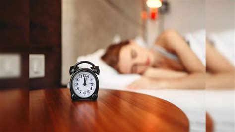Health Tips: అలారం పెట్టుకుని నిద్రలేస్తున్నారా.. ? అయితే జాగ్రత్త ...