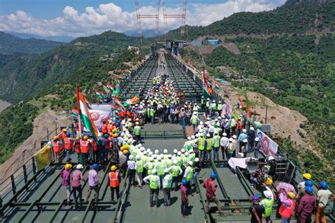 India Now Has World’s Highest Railway Bridge And It's Over The Chenab ...