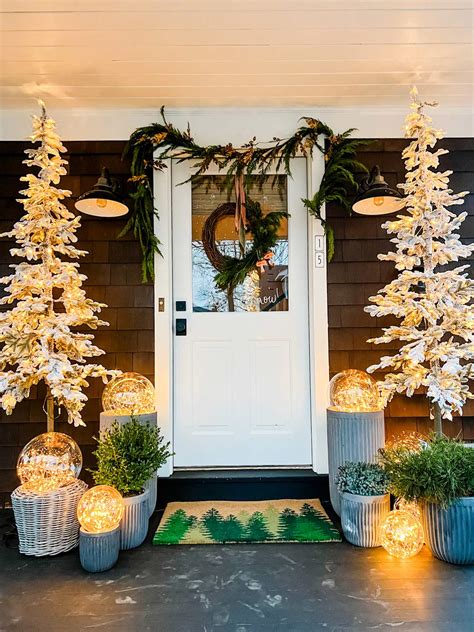 Front Porch Holiday Decorating Ideas