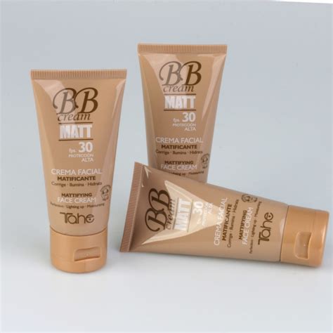 Todo sobre las BB Creams: Beneficios, Usos y Mitos