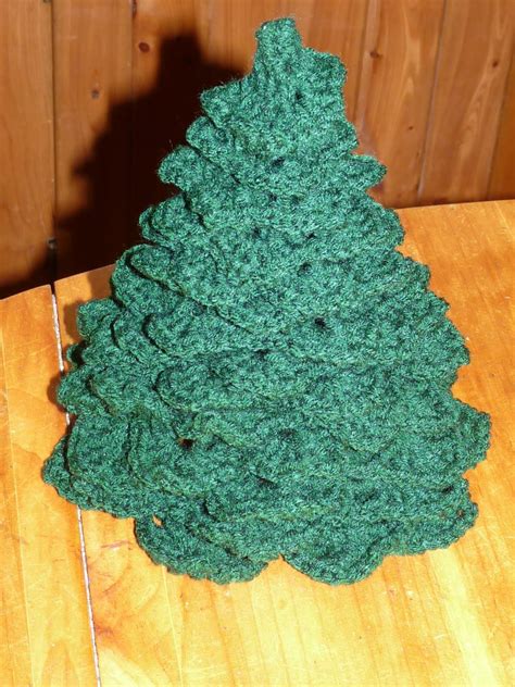 crochet christmas tree 3d
