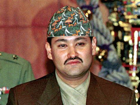 A King Banishes Himself - The British Royal Family Isn't Alone. A Look ...