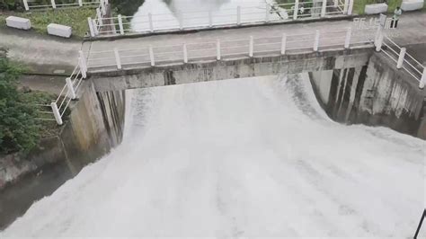 江西泰和：强降雨致水位上涨 水库开闸泄洪_凤凰网视频_凤凰网