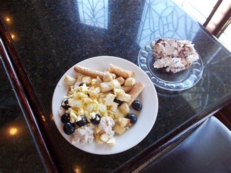 Great Sunday Brunch - Reviews, Photos - Chances R - Tripadvisor