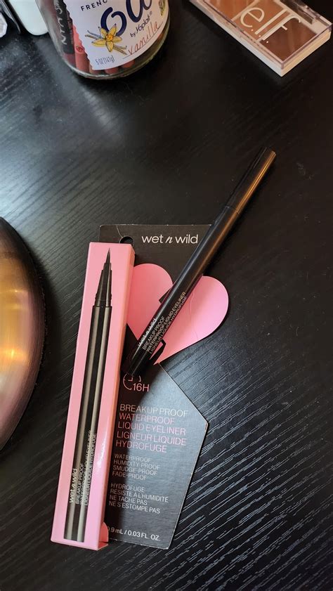 Breakup Proof Eyeliner