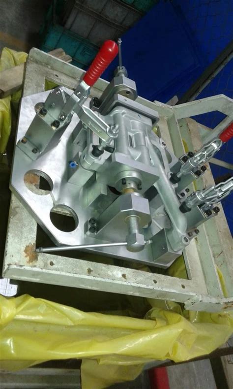 LEAK TESTING FIXTURE - Manual Leak Testing Fixture Service Provider ...