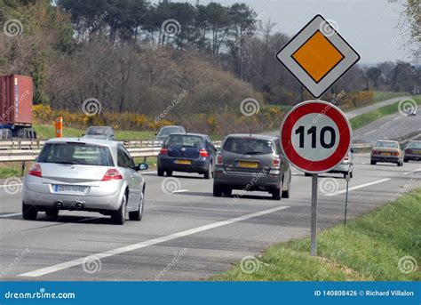 Speed Limit Sign at 110 Kilometers Per Hour Editorial Photo - Image of ...