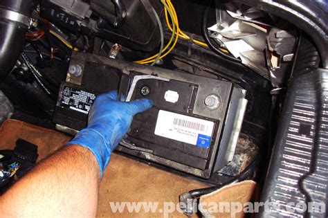 Remove Computer Module Mercedes R129 SL500 的图像结果