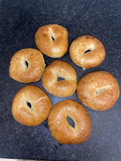 Some bagels I made : r/Breadit