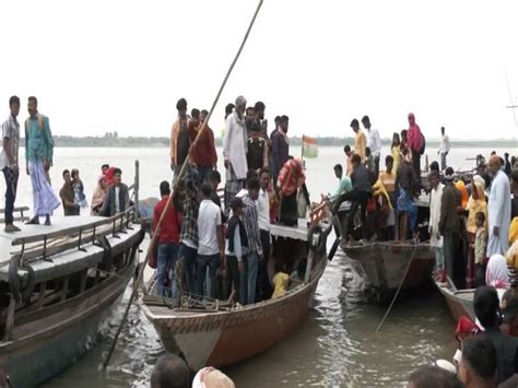 LS polls: Voters in Assam's Dhubri use boats to arrive at polling booths