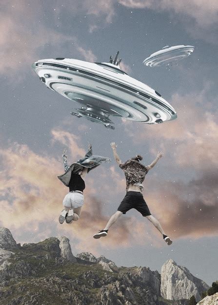 Alien Collage 的图像结果