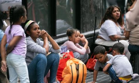 NY struggles to accommodate influx of asylum seekers