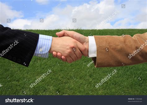 Deal-Making Handshake 的图像结果