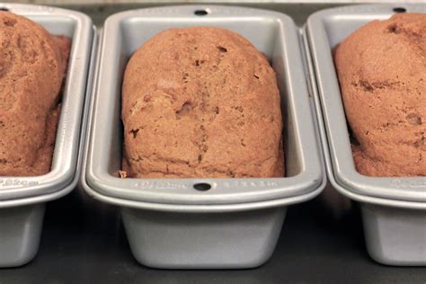 How to Bake Mini Loaf Cakes | Easy Dessert Bread Recipes