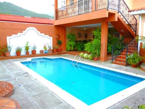 GREEN FROG INN (San Pedro Sula) - Inn Reviews & Photos - Tripadvisor